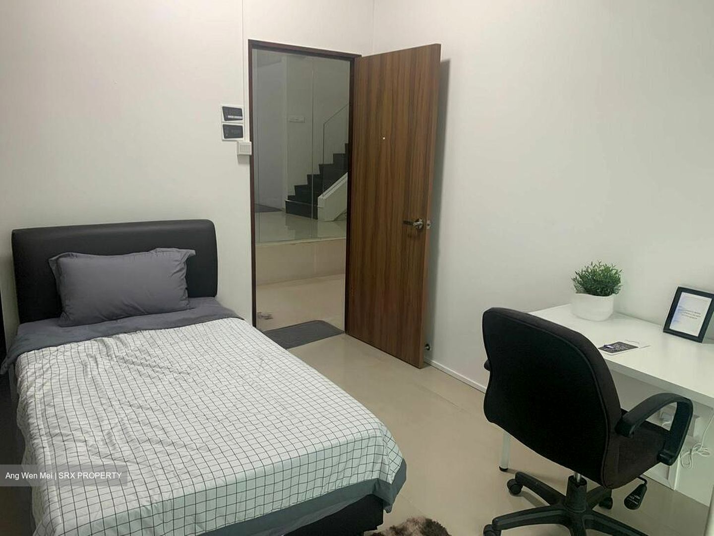 Lakepoint Condominium (D22), Condominium #514254691